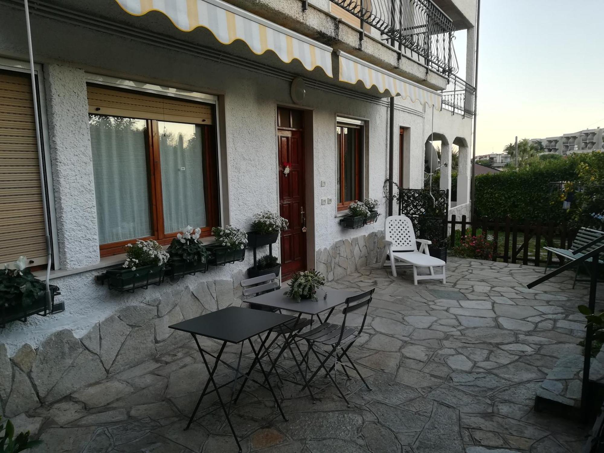 B&B Polline & Conchiglie Черіале Екстер'єр фото